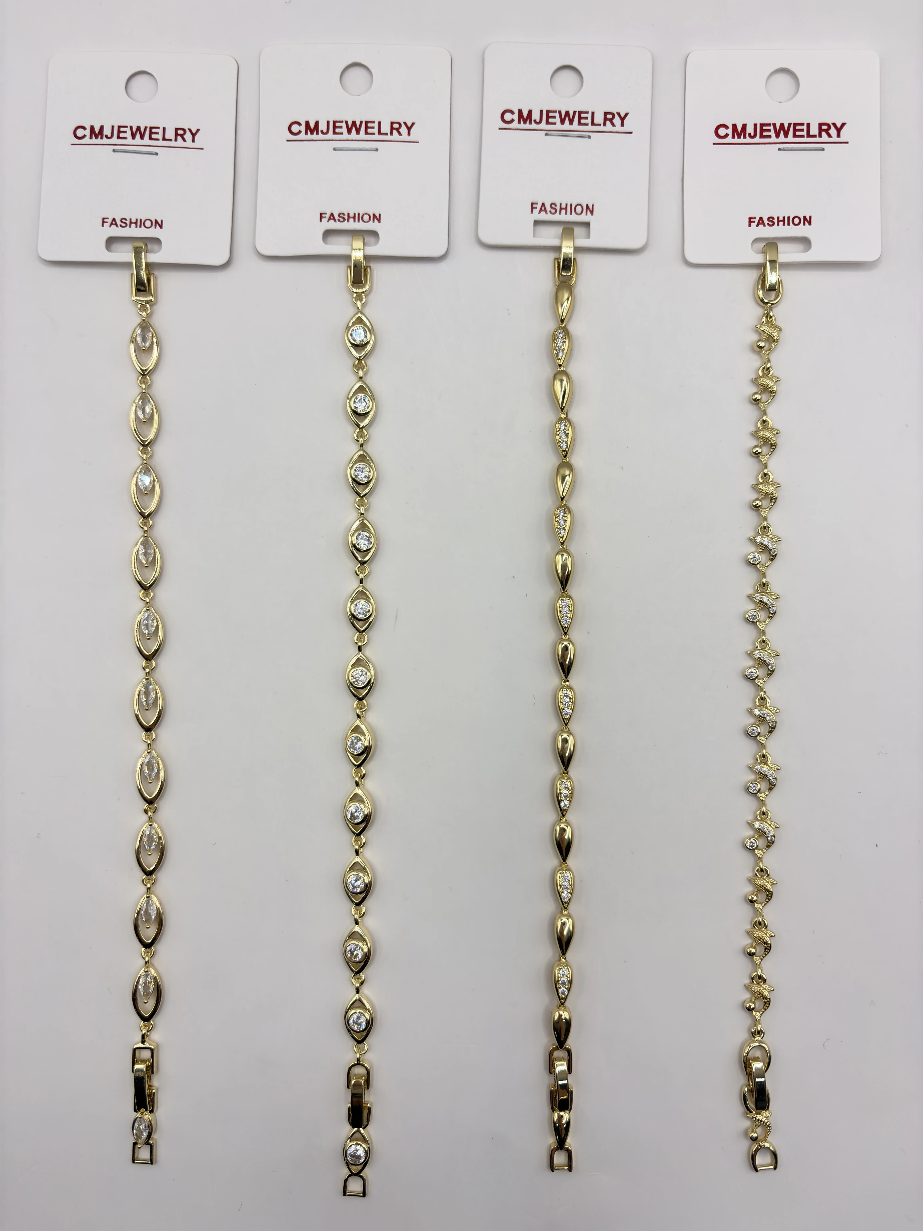 CM JEWELRY 14K Bileklik 26