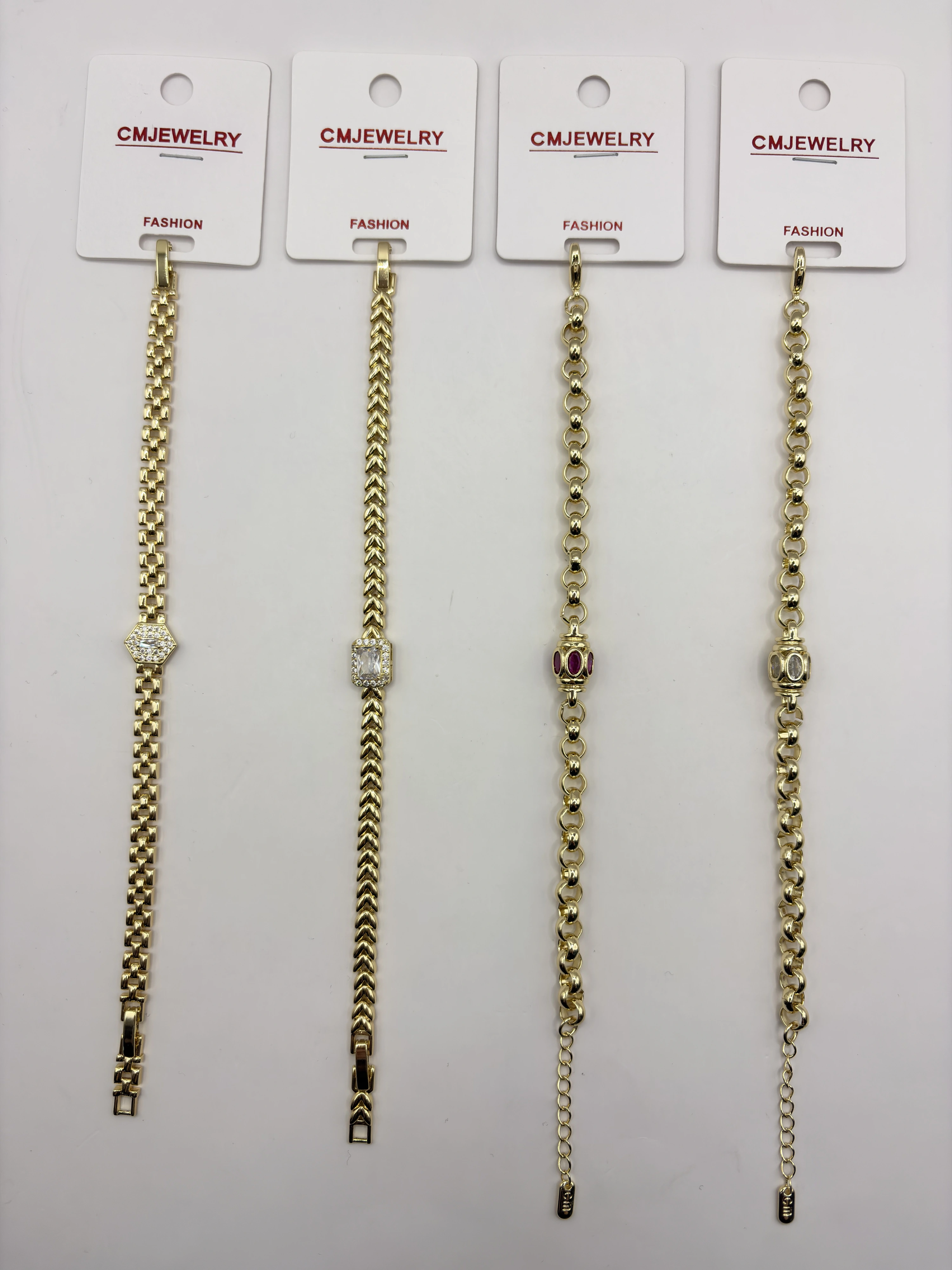 CM JEWELRY 14K Bileklik 105