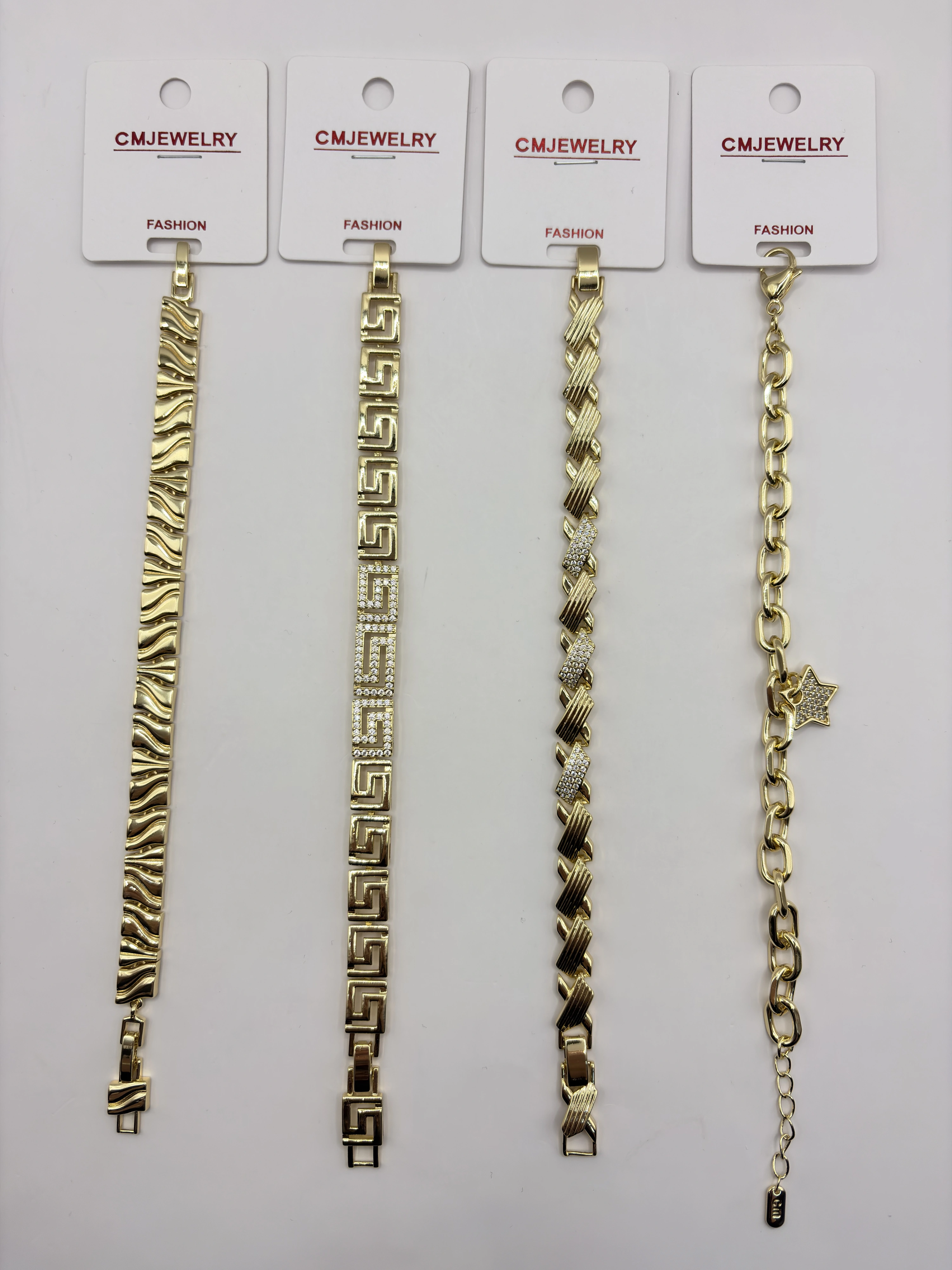 CM JEWELRY 14K Bileklik 106