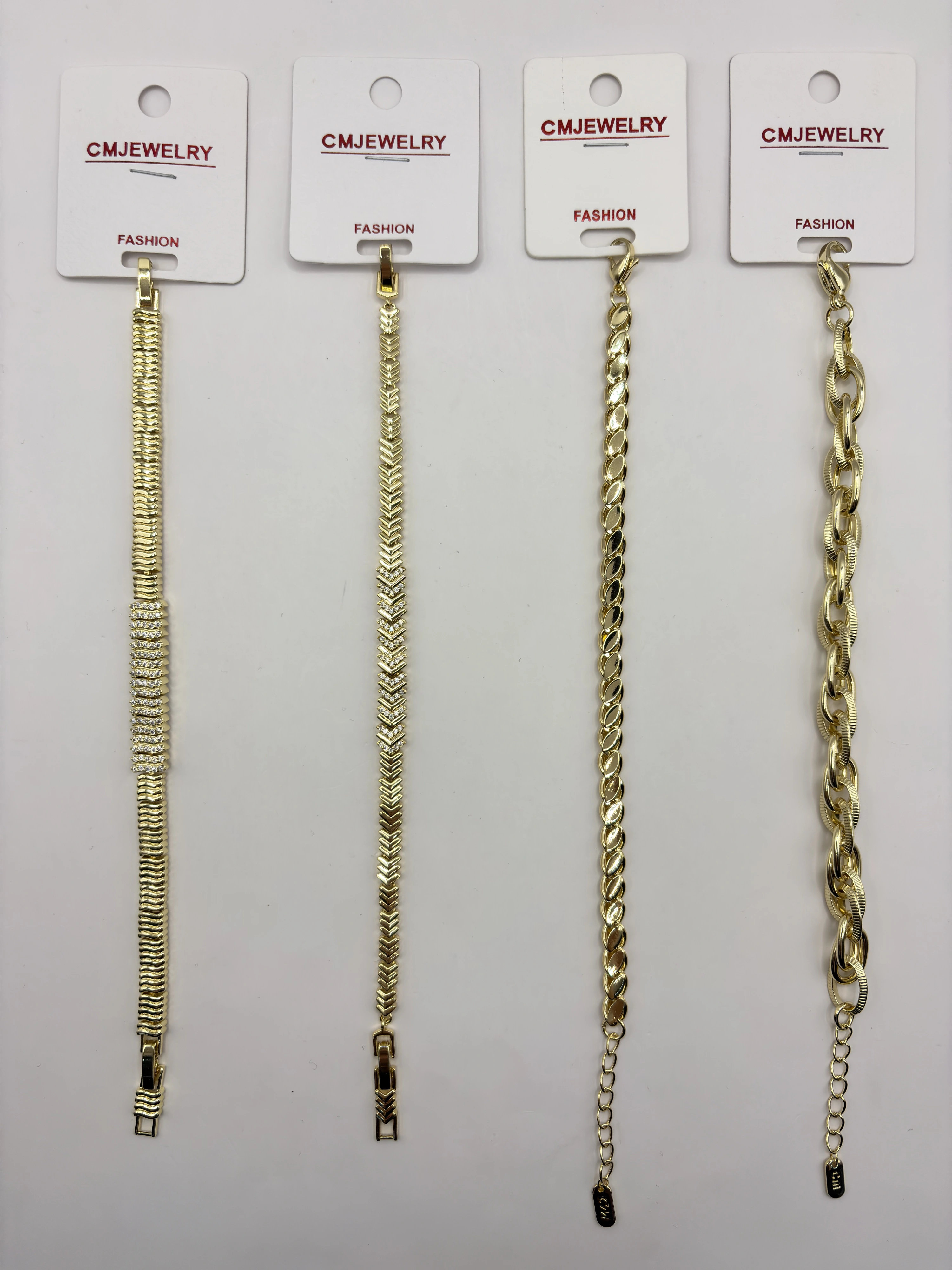 CM JEWELRY 14K Bileklik 114