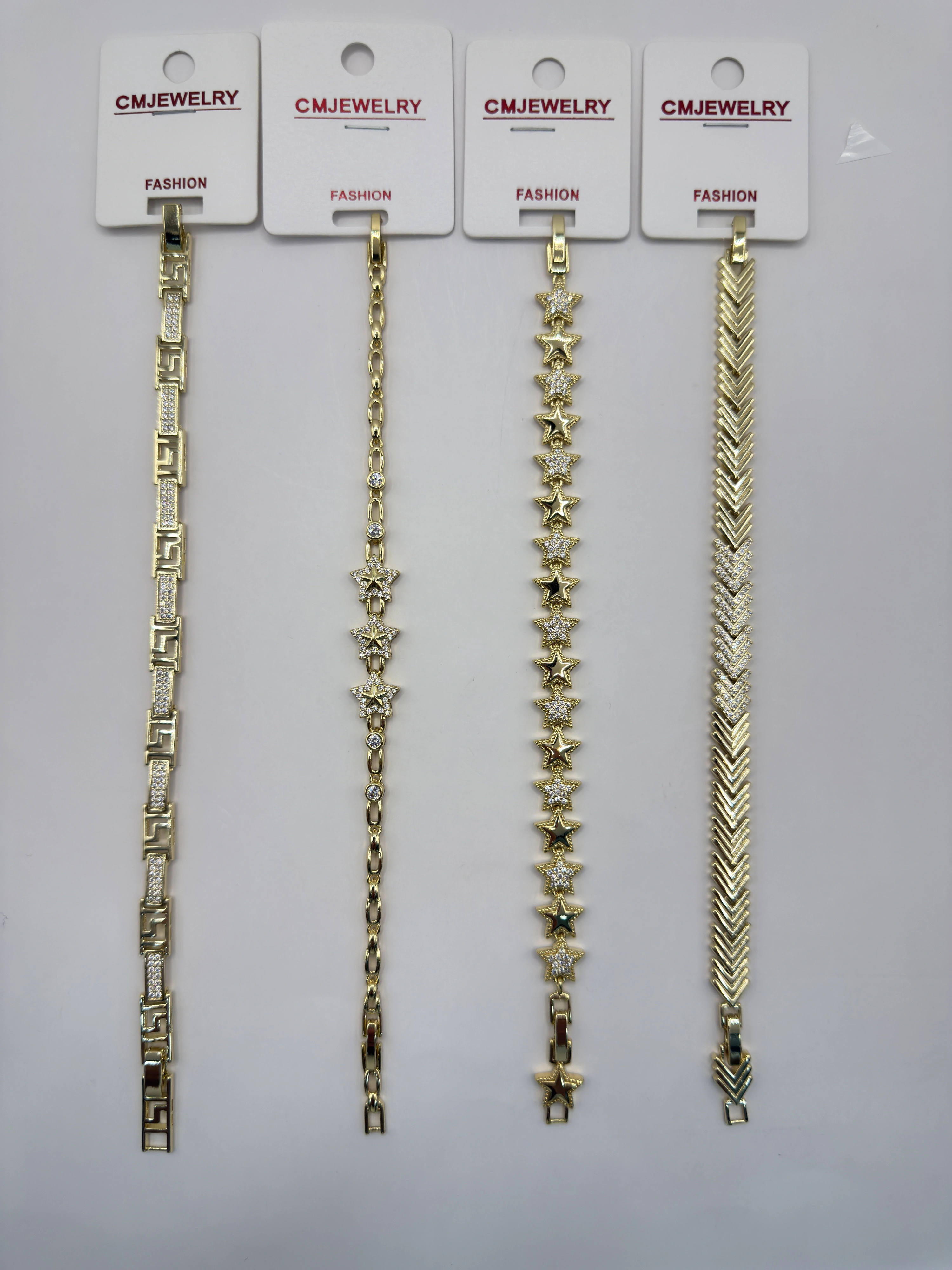 CM JEWELRY 14K Bileklik 122