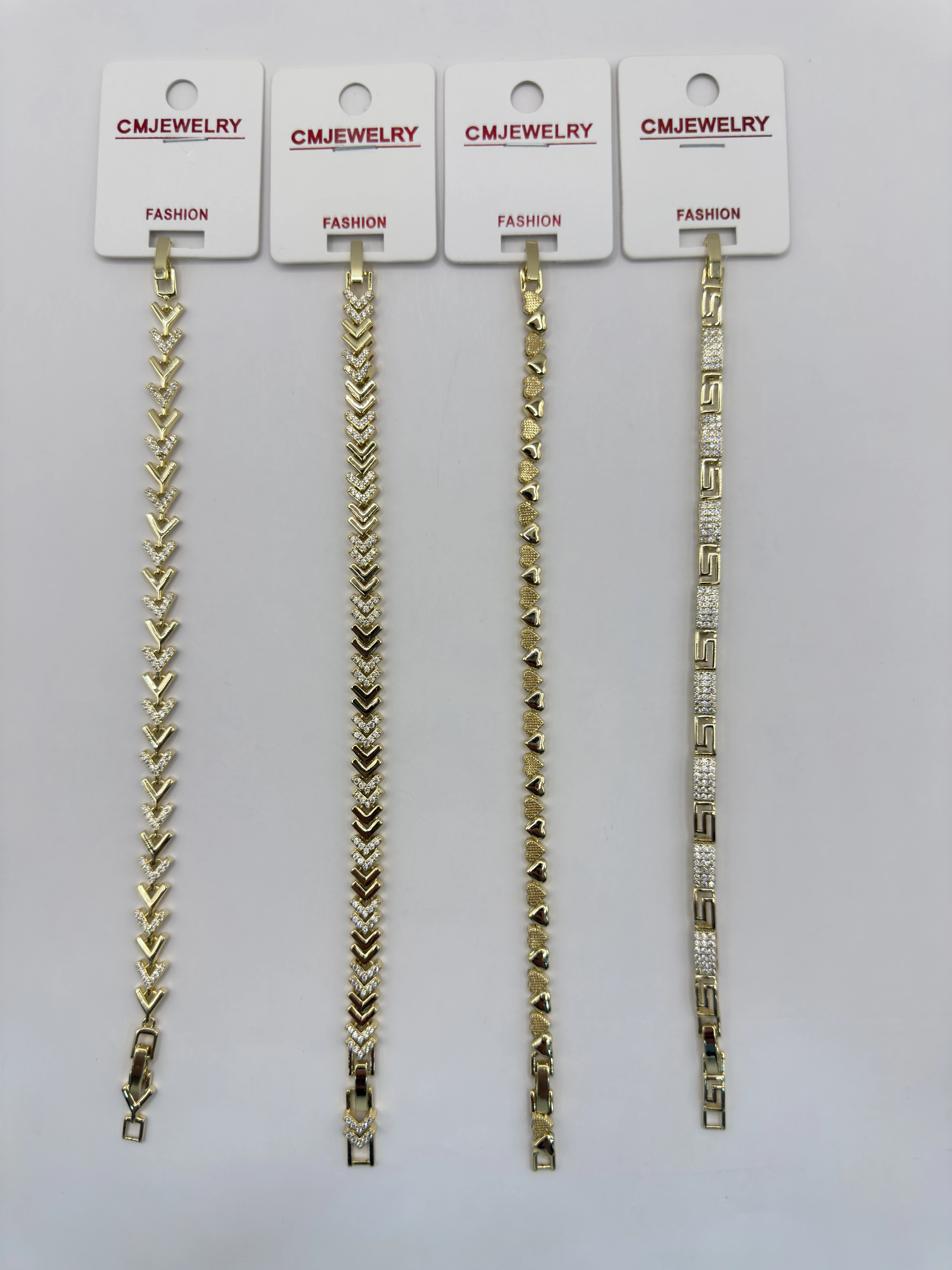 CM JEWELRY 14K Bileklik 130