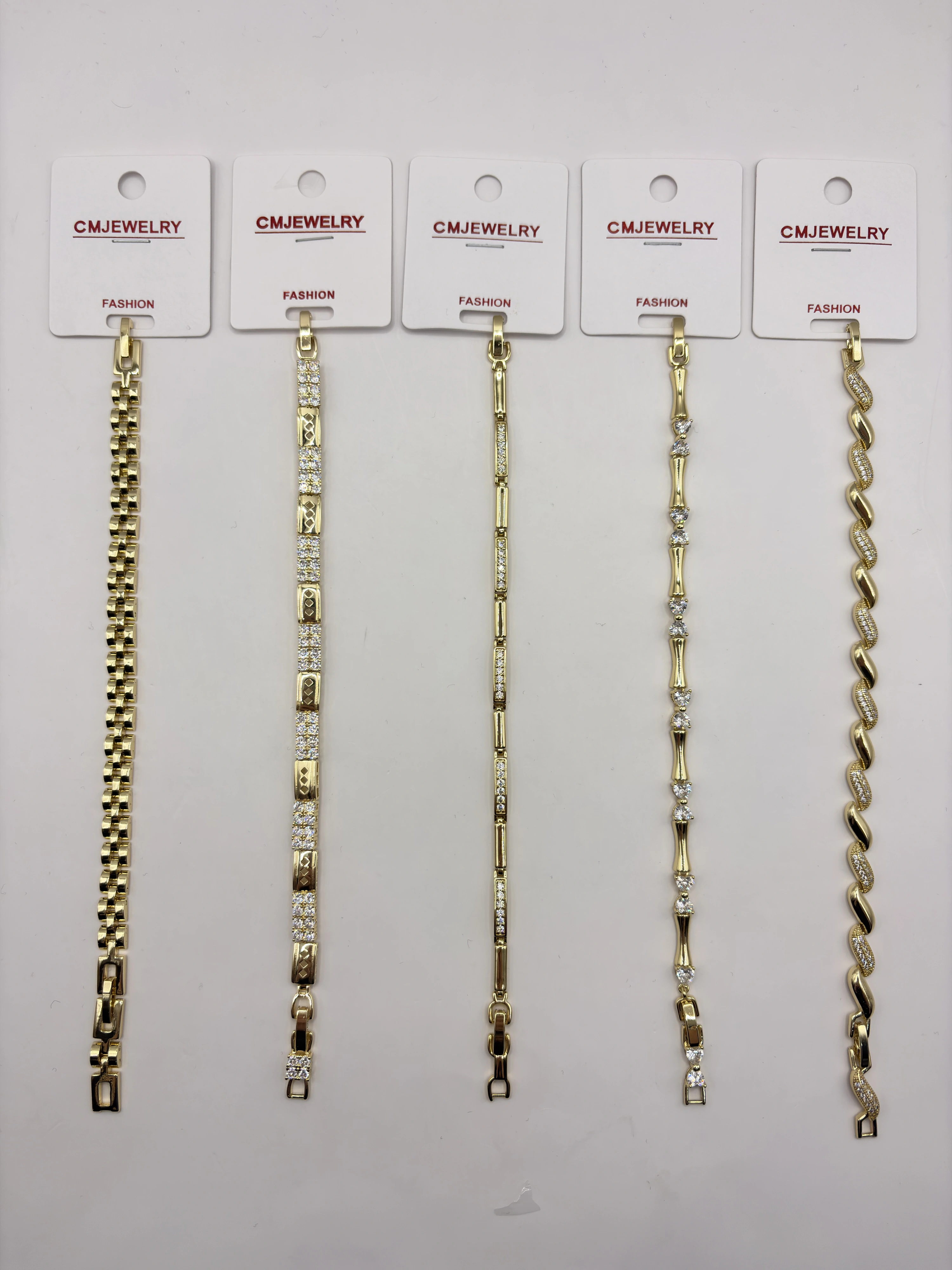 CM JEWELRY 14K Bileklik 136
