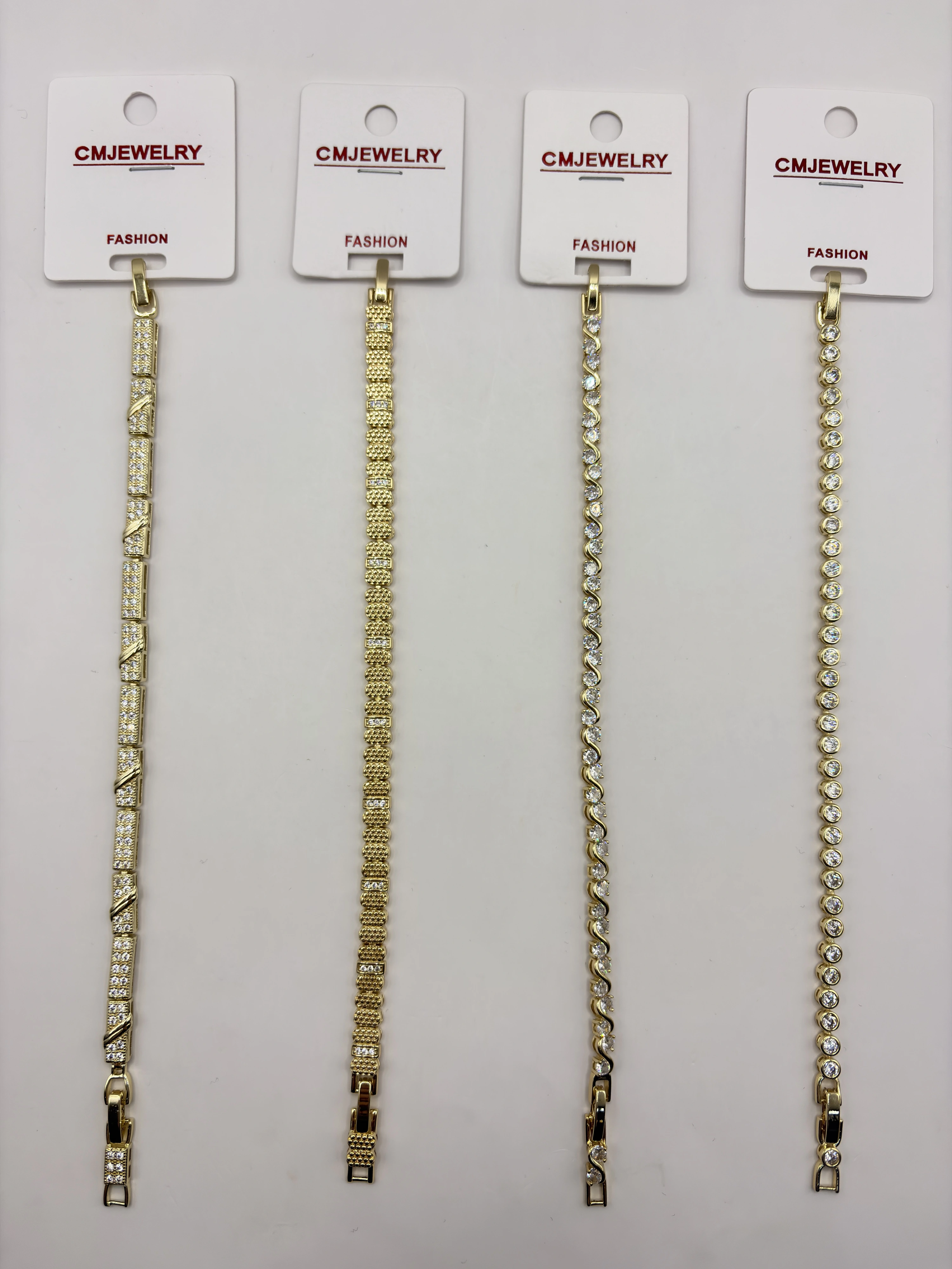 CM JEWELRY 14K Bileklik 142