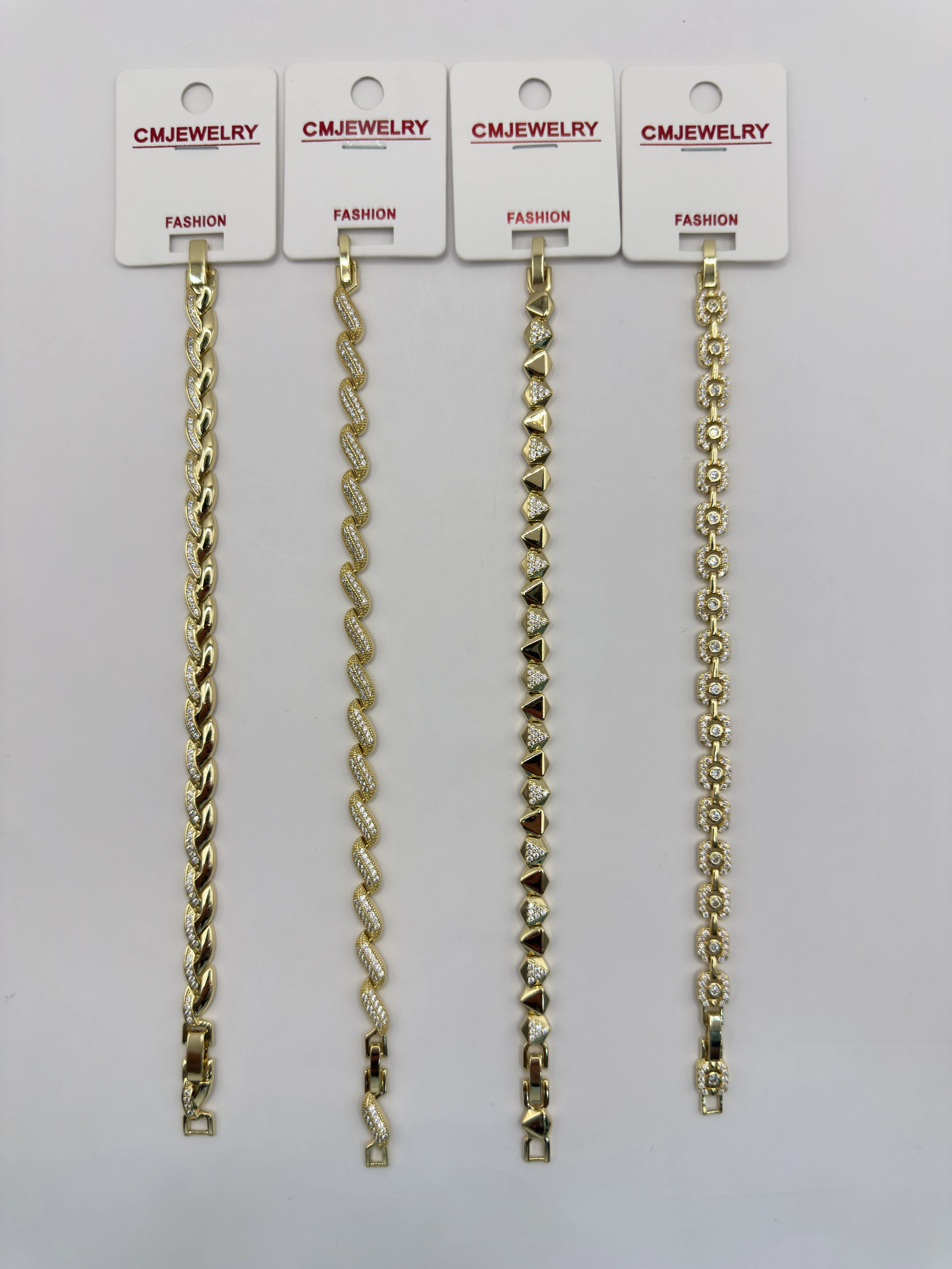 CM JEWELRY 14K Bileklik 179