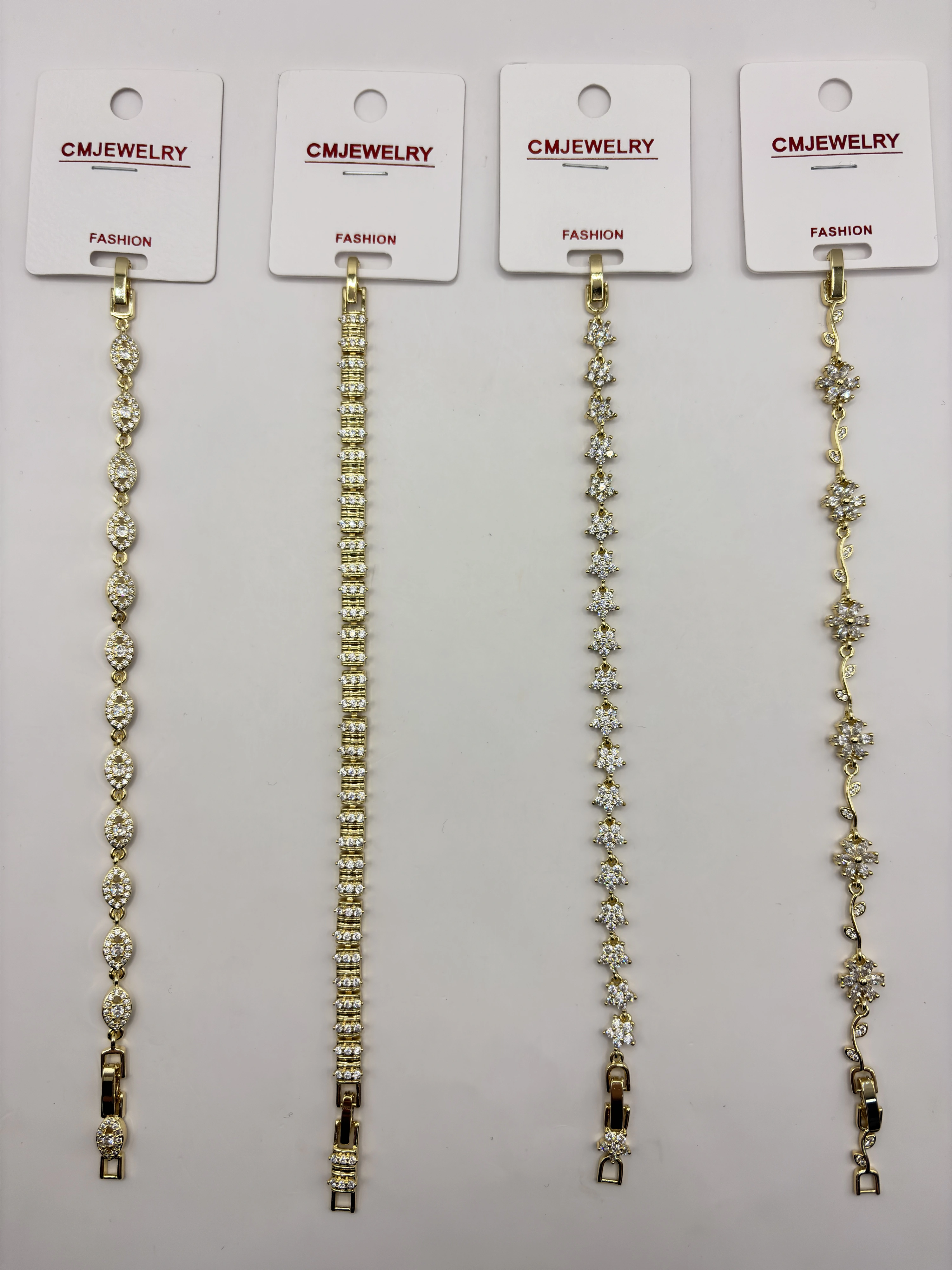 CM JEWELRY 14K Bileklik 192