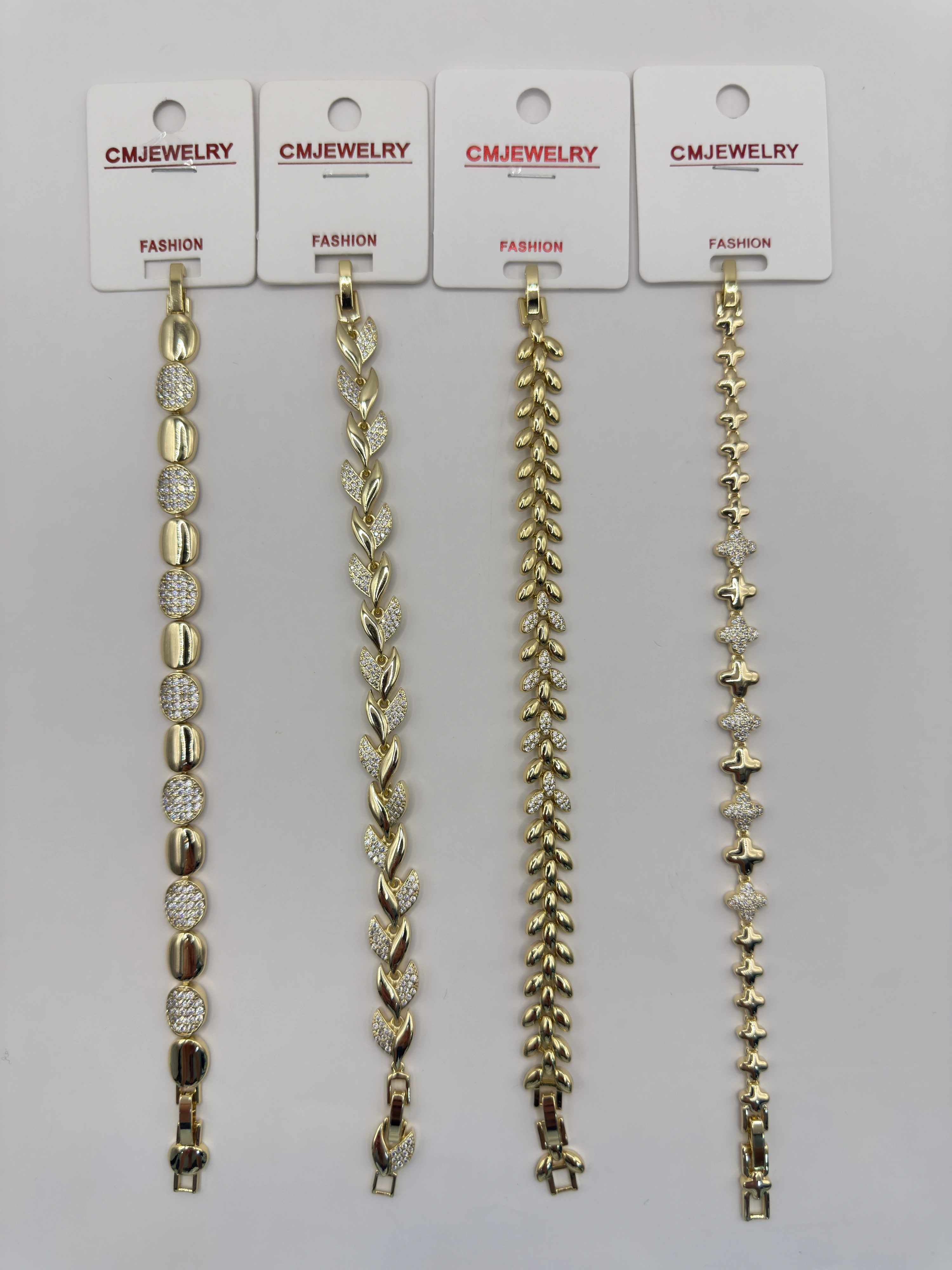 CM JEWELRY 14K Bileklik 204