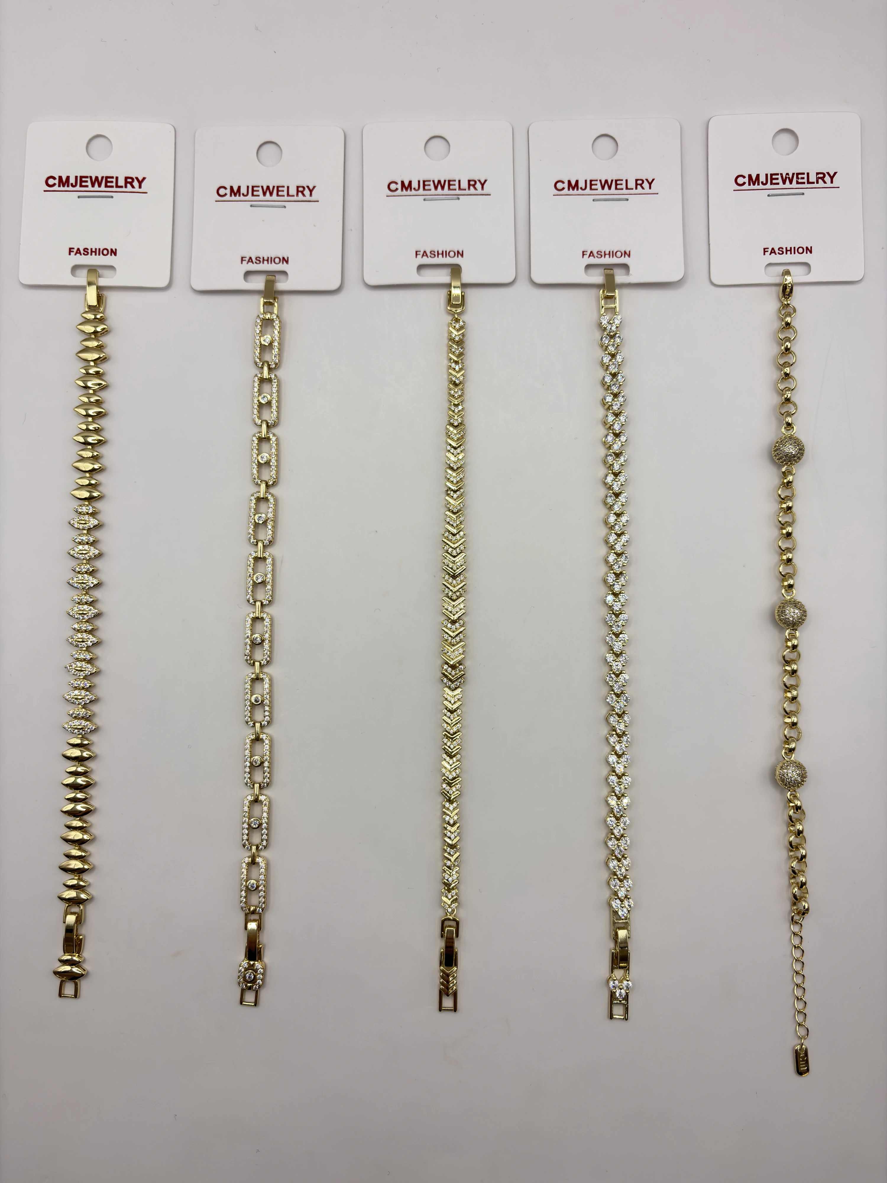 CM JEWELRY 14K Bileklik 210